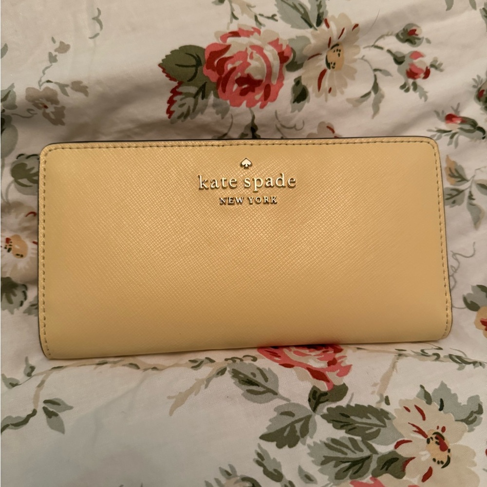 Kate Spade Yellow Wallet Sleek Design Leather